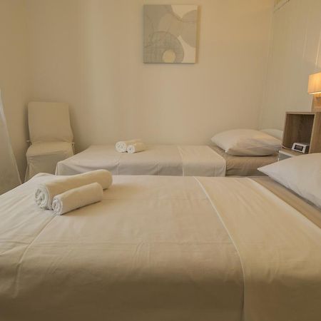 Apartment Dominik Спліт Екстер'єр фото